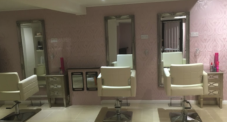 Scissor Sisters Hair And Beauty Salon picture